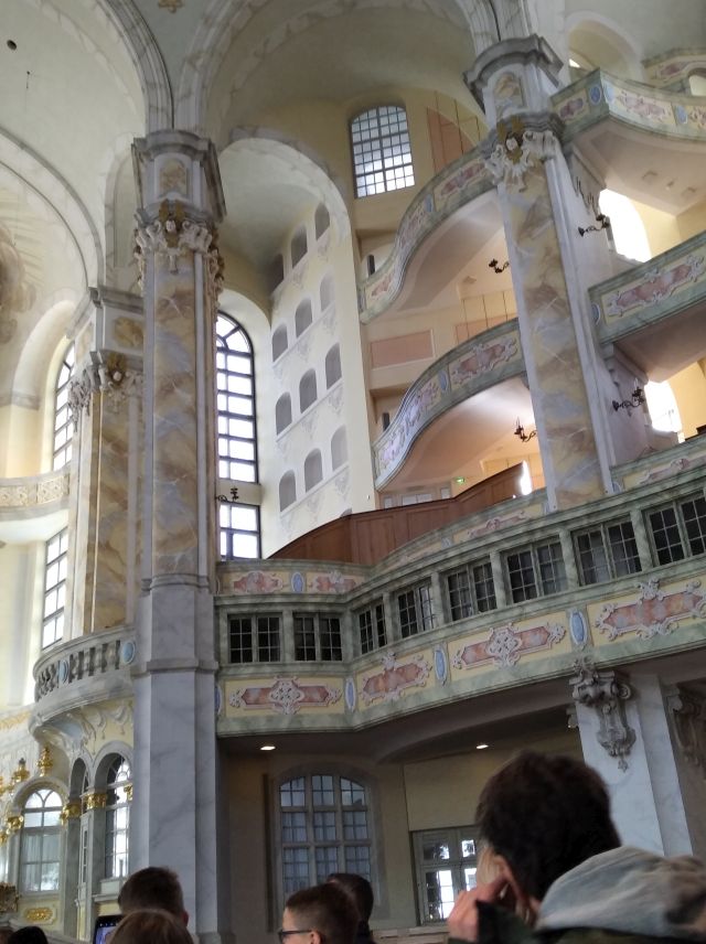 Úchvatné empory ve Frauenkirche